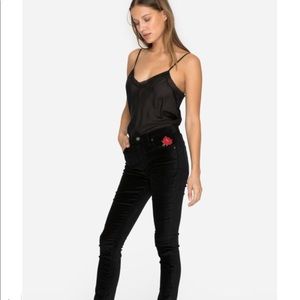 Johnny Was Blk Velvet Embroidered Skinny Jeans